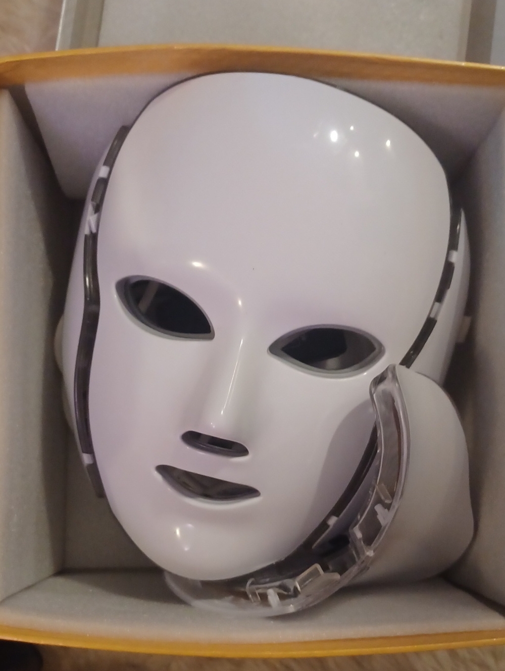 LED Light Therapy Facial & Neck Mask 7 Colors With Ems - Picture 5 of 6
